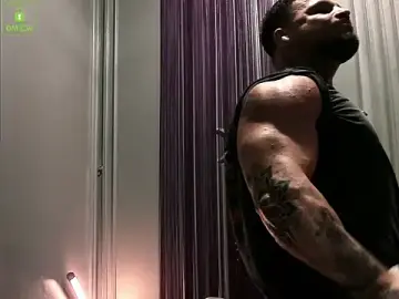 Stripchat Free Live Porn of OliverSport