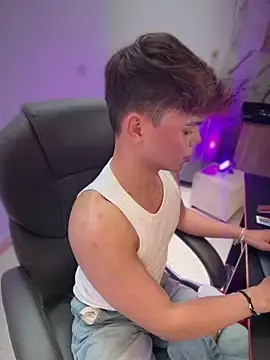 Stripchat Free Live Porn of PRINCE_STEV