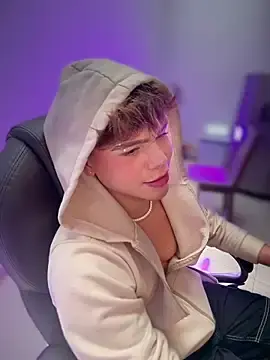 Stripchat Free Live Porn of PRINCE_STEV