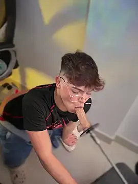 Stripchat Nude Webcam of PRINCE_STEV