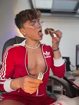 Stripchat Adult Video Chat of PRINCE_STEV