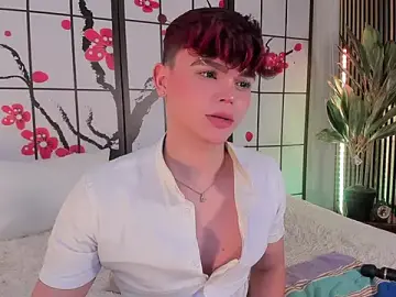 Stripchat Nude Webcam of PRINCE_STEV