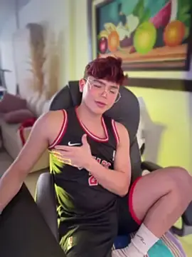 Stripchat Live Sex Cam of PRINCE_STEV