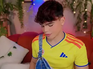 Stripchat Best live sex cam show of PRINCE_STEV