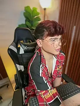 Stripchat Free Live Porn of PRINCE_STEV