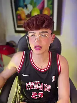 Stripchat Free Porn Cam of PRINCE_STEV