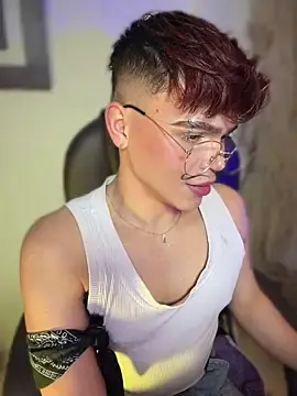 Stripchat Best live sex cam show of PRINCE_STEV