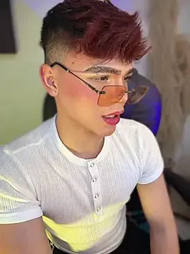 Stripchat Nude Webcam of PRINCE_STEV