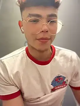 Stripchat Nude Webcam of PRINCE_STEV