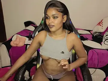 Stripchat Sex Cam of Pretty-shally