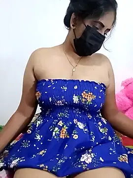 Stripchat Live Sex Cam of SLZAARA