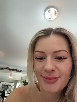 Stripchat Private Sex Chat of LoveShae_