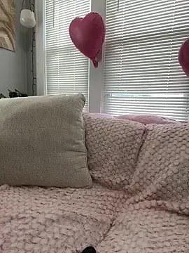 Stripchat Free Live Porn of LoveShae_