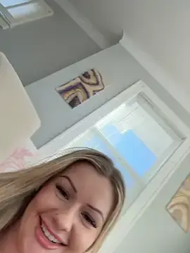 Stripchat Best Webcam of LoveShae_