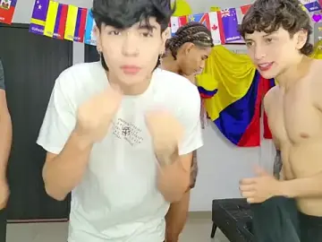 Stripchat Free Porn Cam of Masters_sexx