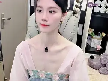 Stripchat Sex Cam of Yueyue-MM