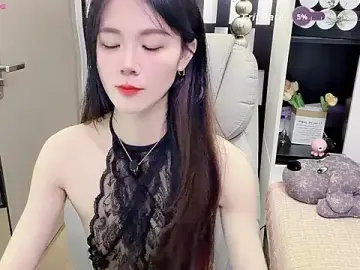 Stripchat Live Sex Cam of Yueyue-MM