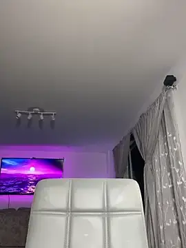 Stripchat Sex Cam of Frank_Farrell