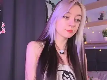 Stripchat Free Porn Cam of TristaRoht