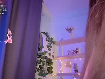 Stripchat Free Live Porn of TristaRoht