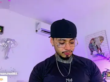 Stripchat Live Sex Cam of JordanSmiith_