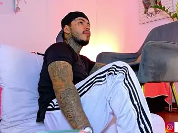 Stripchat Best live sex cam show of JordanSmiith_
