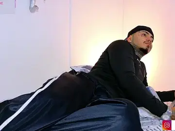 Stripchat Best live sex cam show of JordanSmiith_