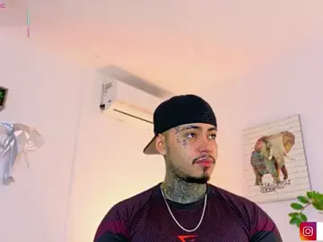 Stripchat Free Porn Cam of JordanSmiith_