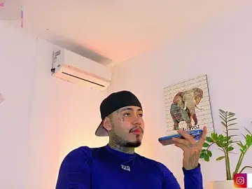 Stripchat Watch Live Sex Cams of JordanSmiith_