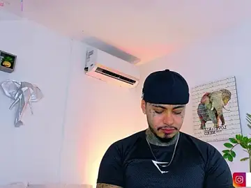 Stripchat Live Sex of JordanSmiith_