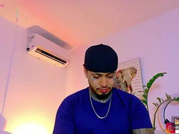 Stripchat Free Porn Cam of JordanSmiith_