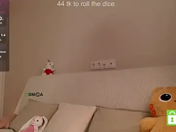 Stripchat Live Sex Cam of lulu_moonmoon