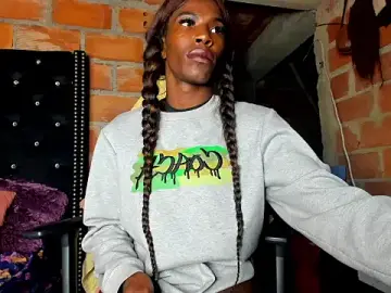 Stripchat Adult Video Chat of Richchocolatesweet_