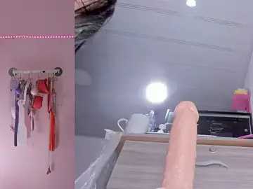 Stripchat Sex Chat of emily_foxxxii