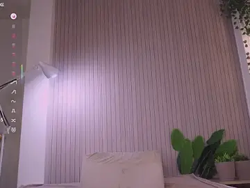 Stripchat Adult Webcam of holyhee