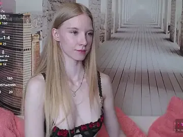 Stripchat Nude Webcam of Cutieblondegirl