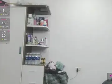 Stripchat Free Porn Cam of SuziiLove