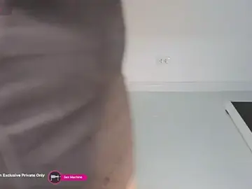 Stripchat Best Webcam of Bosombee
