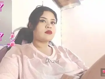 Stripchat Free Porn Cam of dollysweettt666
