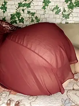 Stripchat Live Sex of yaraa49