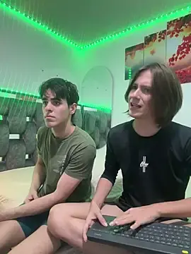 Stripchat Sex Cam of Alex_and_Fabian