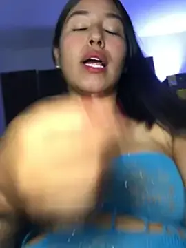 Stripchat Best Webcam of EmmaRossem