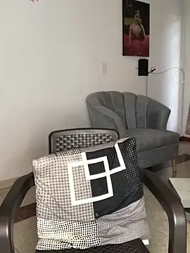 Stripchat Live Sex of EmmaRossem