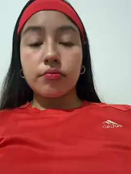 Stripchat Free Porn Cam of EmmaRossem