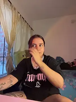 Stripchat Free Porn Cam of Ema_kraus