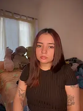 Stripchat Live Sex Cam of Ema_kraus