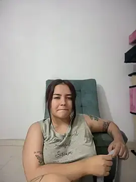 Stripchat Live Sex of Ema_kraus