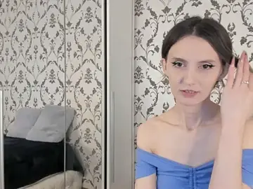 Stripchat Live Porn of FloraNesli
