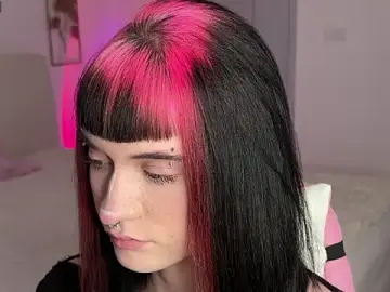 Stripchat Free Live Porn of Vailyreb_