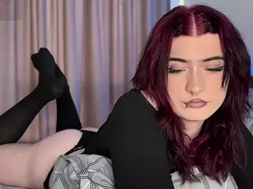 Stripchat Live Sex Cam of Vailyreb_
